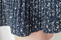 Navy Floral 細百褶小波浪裙擺裙褲, Skirt/ SK8612