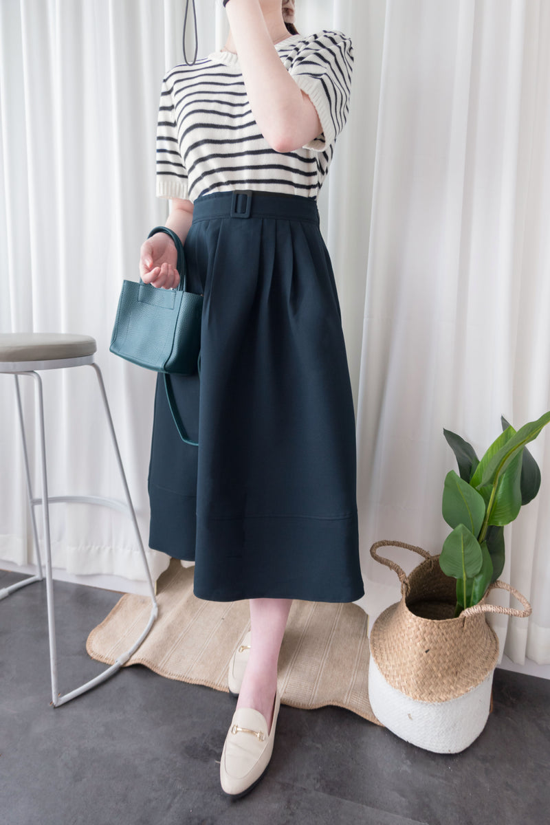 [超熱賣款式 限時加開訂貨✨］Navy Belt 方釦腰帶後橡筋傘形半身裙, Skirt/ SK8636