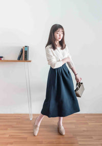 【現貨限量回歸 GreyishBlue/White】Pleated Sleeve 簡約雪紡漸細百褶手袖, Blouse/ BU8856