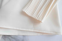 【現貨限量回歸 GreyishBlue/White】Pleated Sleeve 簡約雪紡漸細百褶手袖, Blouse/ BU8856