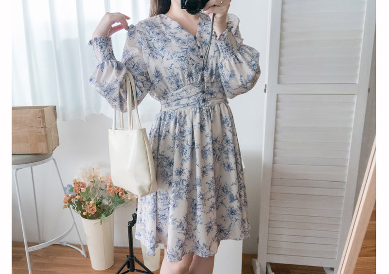 【早秋預訂優惠 -$15】（intent x Korea 獨家款) Porcelain 線條青花瓷顯瘦後橡筋, Dress/ DS9135 （Pre-order/優惠 9月14日完結)