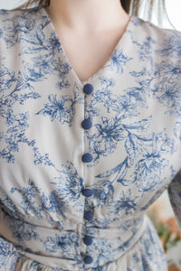 【早秋預訂優惠 -$15】（intent x Korea 獨家款) Porcelain 線條青花瓷顯瘦後橡筋, Dress/ DS9135 （Pre-order/優惠 9月14日完結)