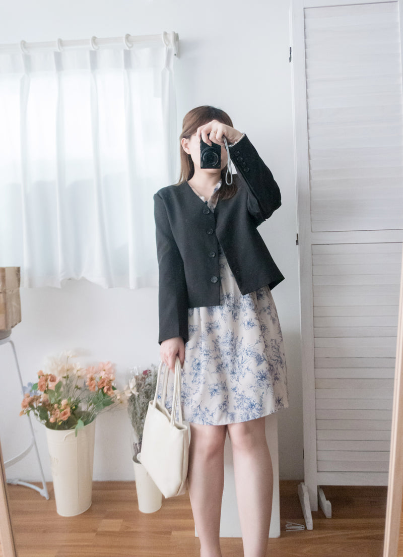 【早秋預訂優惠 -$15】（intent x Korea 獨家款) Porcelain 線條青花瓷顯瘦後橡筋, Dress/ DS9135 （Pre-order/優惠 9月14日完結)