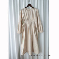 Light Beige 淺杏車褶修腰淑女連身裙, Dress/ DS9166