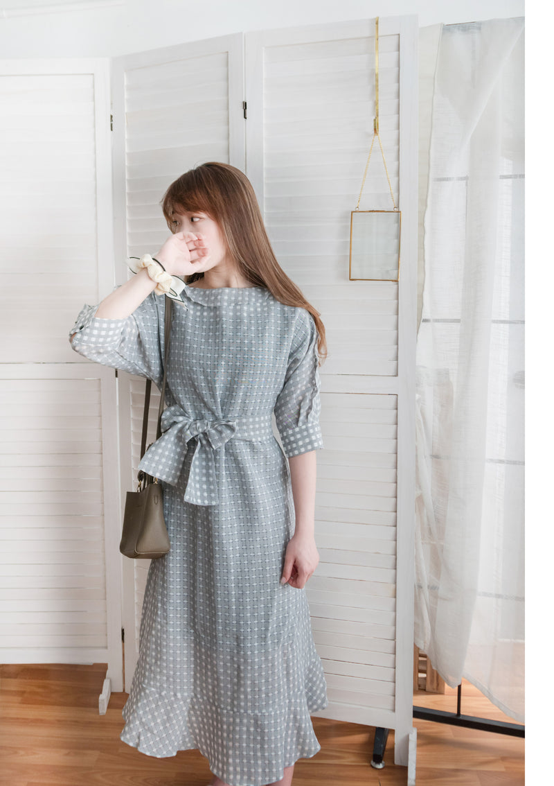 Elegant Check 細緻船領荷葉邊織格紋連身裙, Dress/ DS9193 （light yellow soldout)