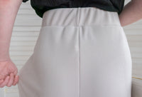 Lady Elastic 彈性直身簡約斯文後開叉半身裙, Skirt / SK8689 (black sold out)