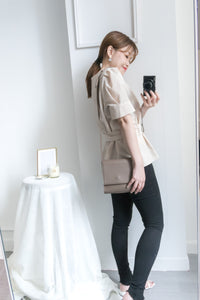 buckle 淺杏圓形大理石腰帶修腰, blouse/ BU8532