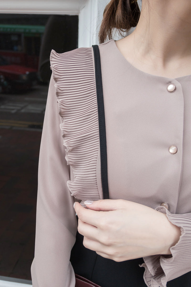 Ruffle 粉杏雪紡百褶波浪衫身手袖, Blouse/ BU8623