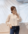 【訂造中獨家款 限量發售 】Ruffle 淺杏色小寬花邊企領, Blouse/ BU8875 （Pre-order)