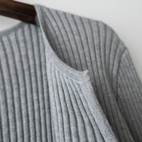 Agnes 小開領密鈕扣修身直紋上衣, Cardigan/ TP8719